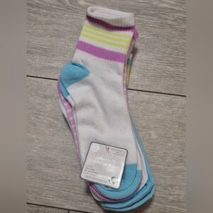 New Ladies 4 Pairs Colorful Striped Mid-Crew Socks. Shoe Size 4-10